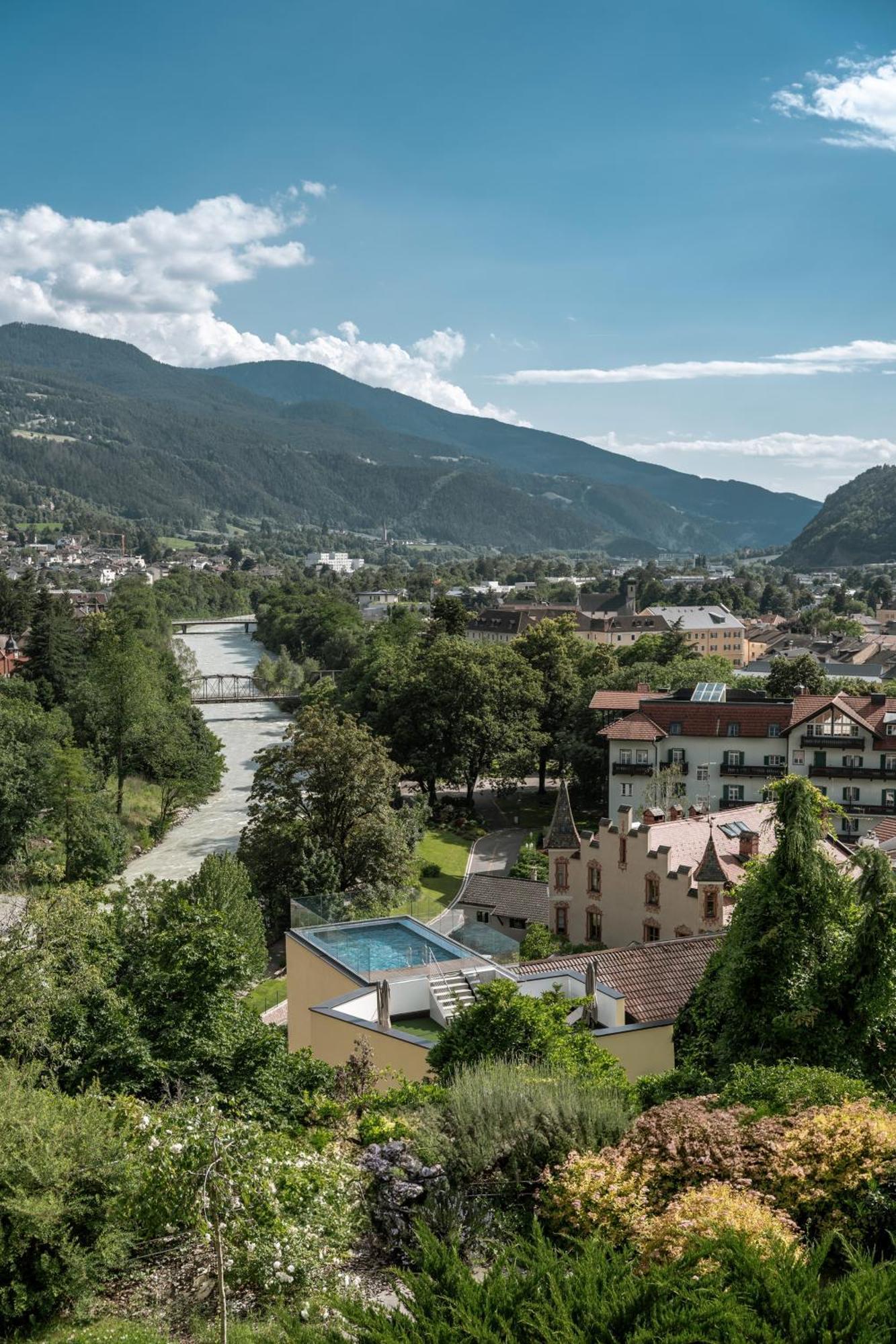 Dominik Alpine City Wellness Hotel - Adults Only Bressanone Exterior foto