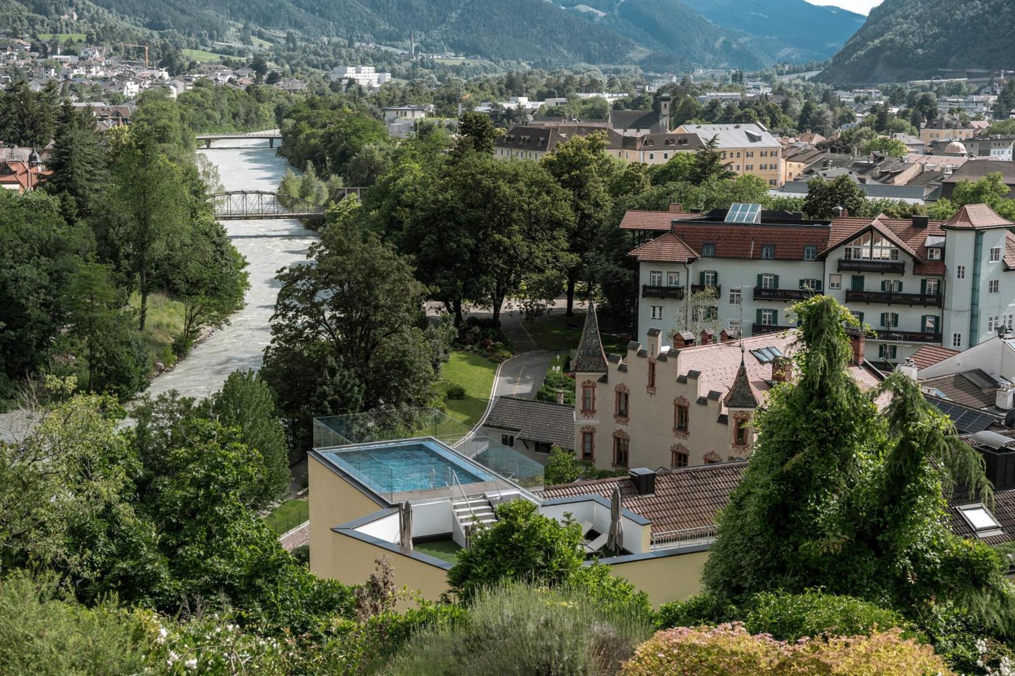 Dominik Alpine City Wellness Hotel - Adults Only Bressanone Exterior foto