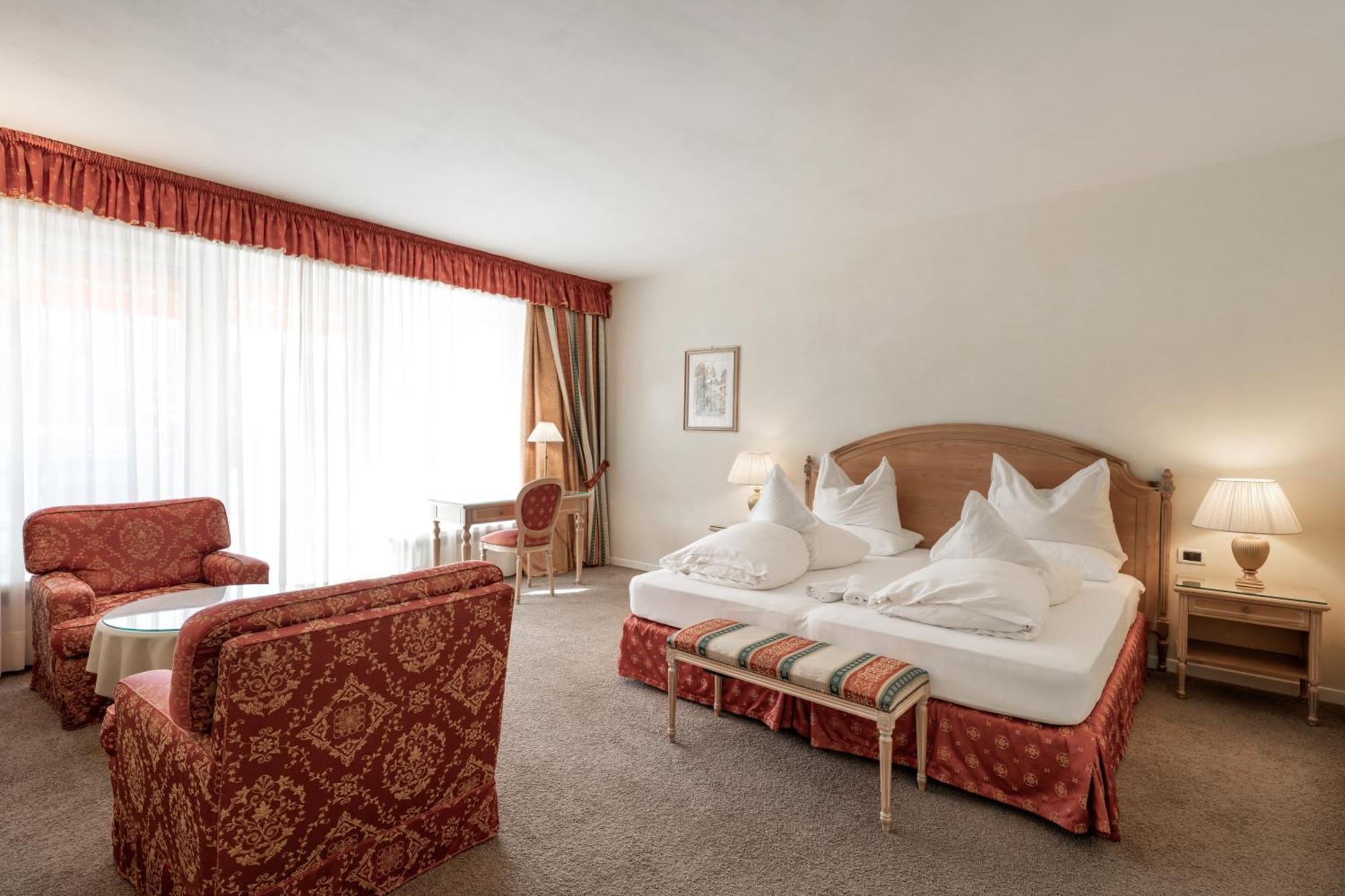 Dominik Alpine City Wellness Hotel - Adults Only Bressanone Exterior foto