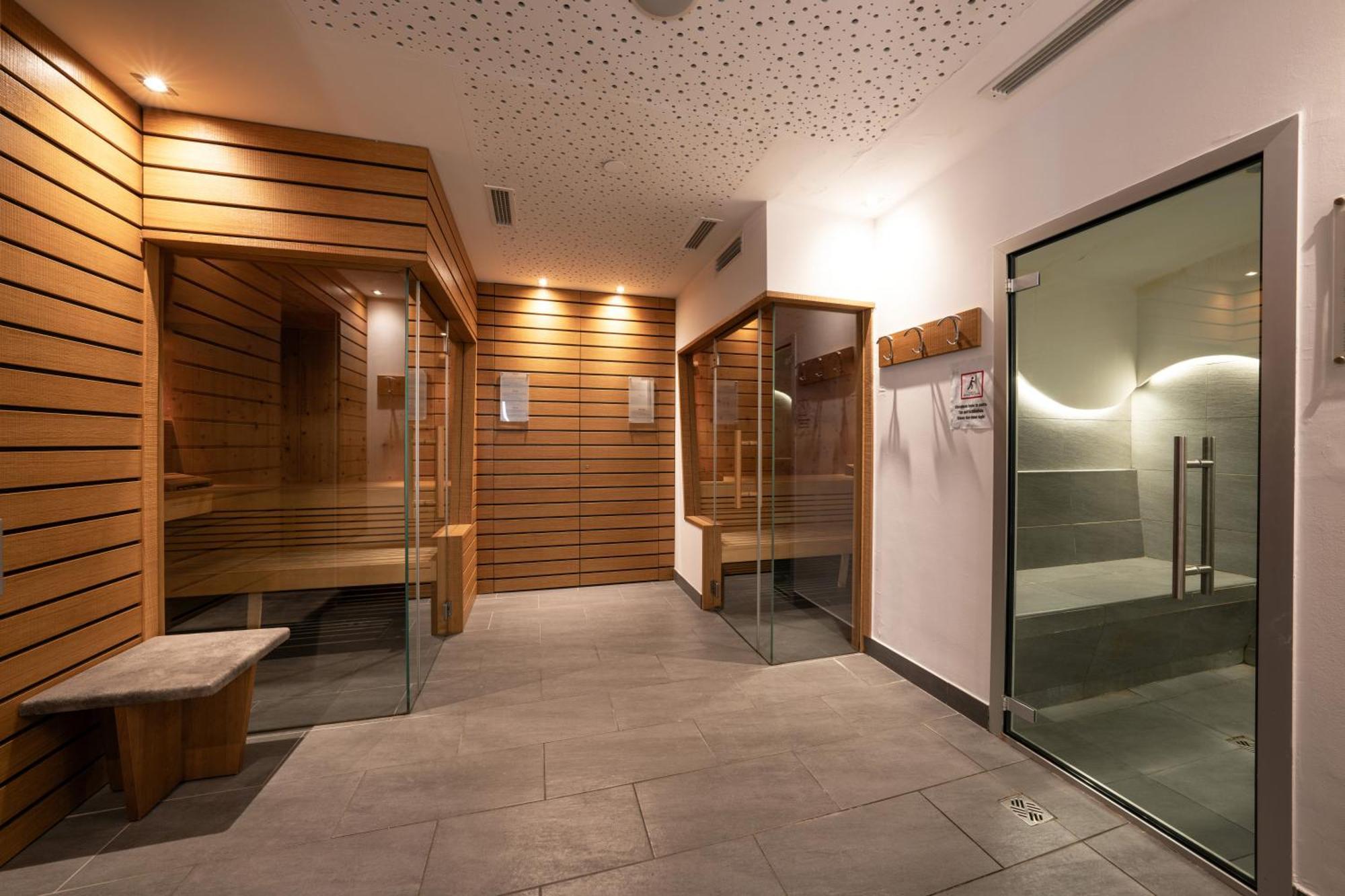 Dominik Alpine City Wellness Hotel - Adults Only Bressanone Exterior foto